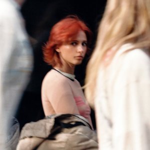 Immagine per 'Naomi Scott'