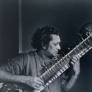 “Ravi Shankar”的封面