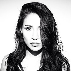Image for 'Cassie Steele'
