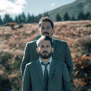 Image for 'Mau y Ricky'