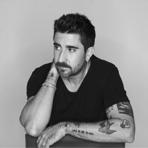 “Alex Ubago”的封面