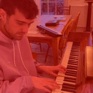 'Actual Life Piano EP (April 14 - December 17 2020)' için resim