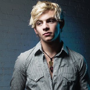 Image pour 'Austin Moon'