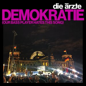 “DEMOKRATIE”的封面