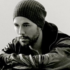 Immagine per 'Enrique Iglesias'
