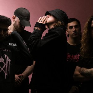 “生 Conform 死”的封面