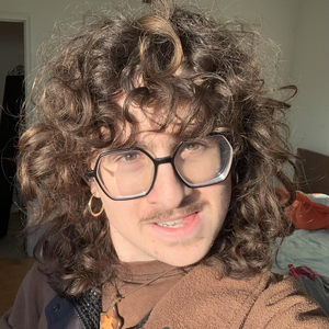 aakhozam