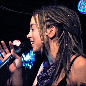 'Alai Oli'の画像