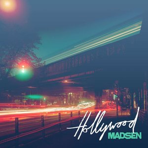 “Hollywood”的封面