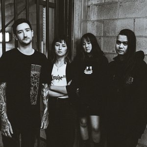Zdjęcia dla 'Identity Error'