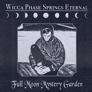“Full Moon Mystery Garden”的封面