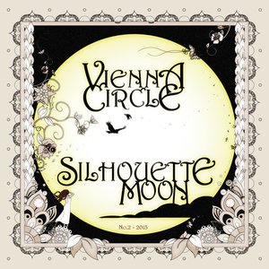 'Silhouette Moon' için resim