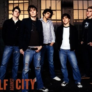 Imagem de 'Self Against City'