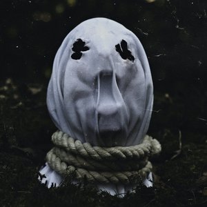 Imagem de 'In Becoming A Ghost'