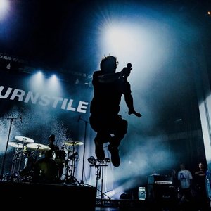 Imagem de 'Turnstile'