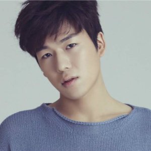 “Kwak Jin Eon”的封面