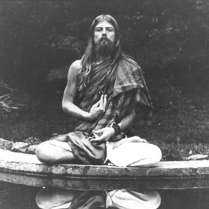 “Bhagavan Das”的封面