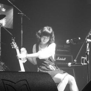 Zdjęcia dla 'Adult Child'