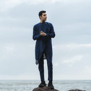 “Anyasa”的封面