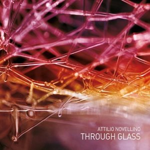 Imagem de 'Through the Glass'