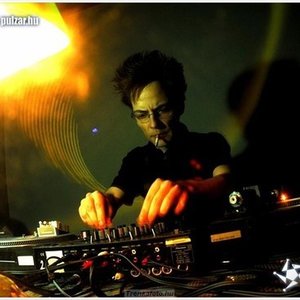 “scinetyc”的封面