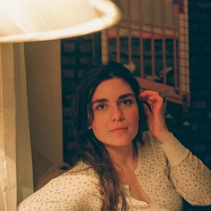 Изображение для 'Olivia Barton'