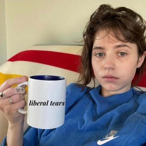 Изображение для 'Clairo'