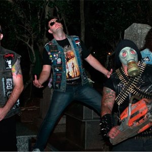 “Antichrist Hooligans”的封面