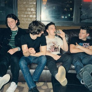 “Arctic Monkeys”的封面