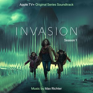 “Invasion: Season 1”的封面