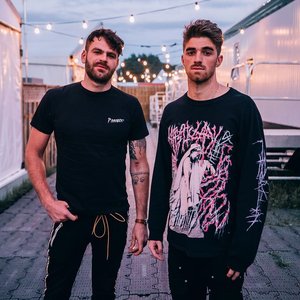 Image for 'The Chainsmokers'