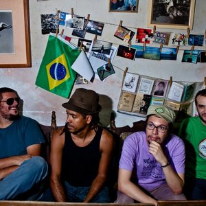 “Seu Pereira e Coletivo 401”的封面