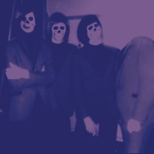 “Woven Bones”的封面