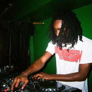 “DJ Sega”的封面