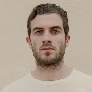 'Nicolas Jaar' için resim