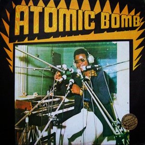 “Atomic Bomb”的封面