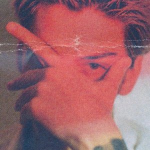 “Ways To Fall Apart”的封面