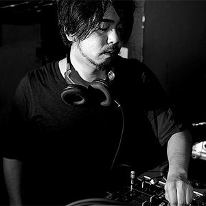 “Takaaki Itoh”的封面