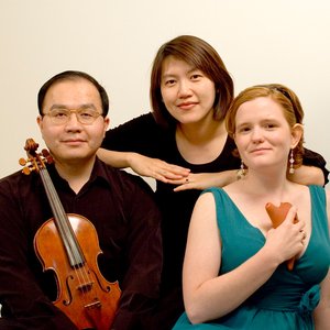 'The St. Louis Ocarina Trio' için resim