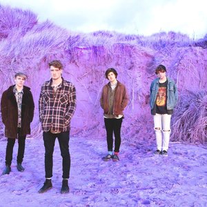 Изображение для 'Viola Beach'