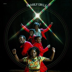 “The Family Circle”的封面
