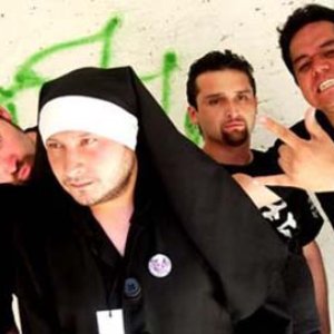 Imagen de 'Monjas con Atraso'