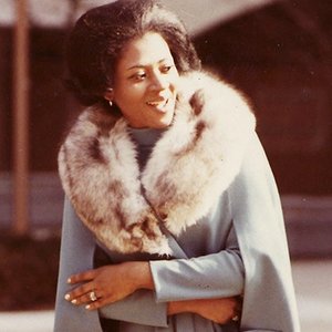 “Gloria Ann Taylor”的封面