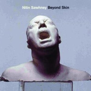 “Beyond Skin”的封面