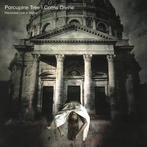 “Coma Divine”的封面