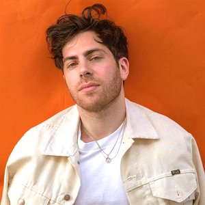 “Hoodie Allen”的封面