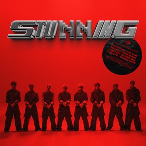 “STUNNING”的封面