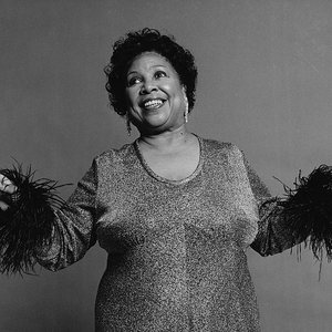 Immagine per 'Helen Humes'