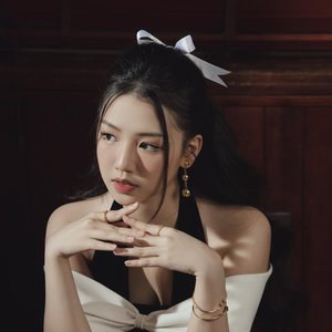 “Amee”的封面