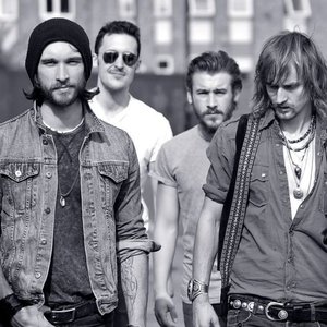 “Dirty Thrills”的封面